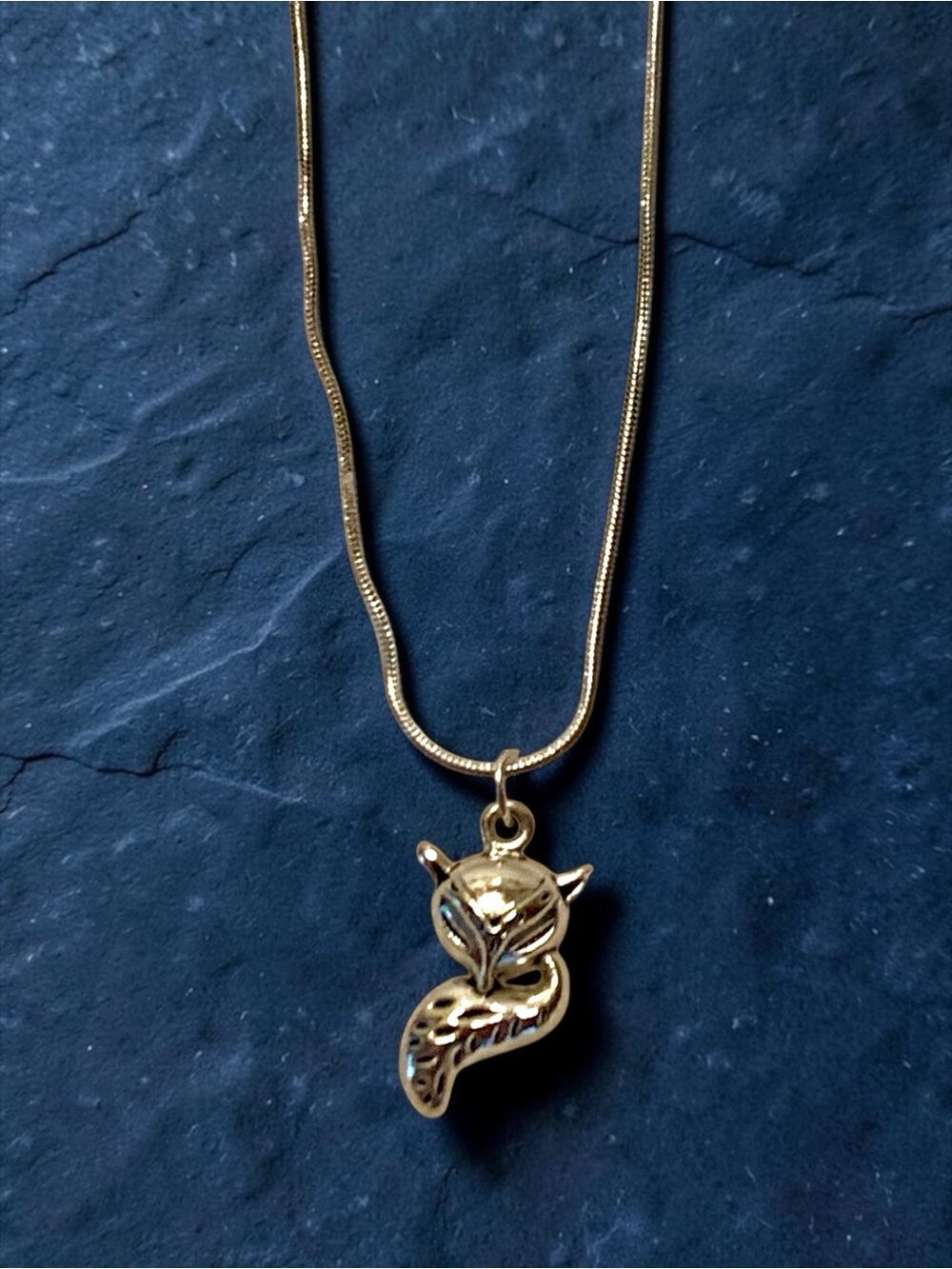Silver Fox Pendant Necklace - Elegant snake chain Necklace. Handmade. - Picture 2 of 5